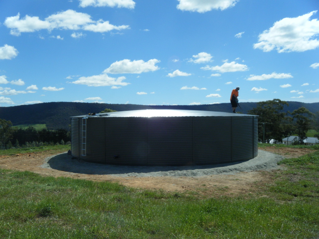 Pioneer Rain Water tank finalising install