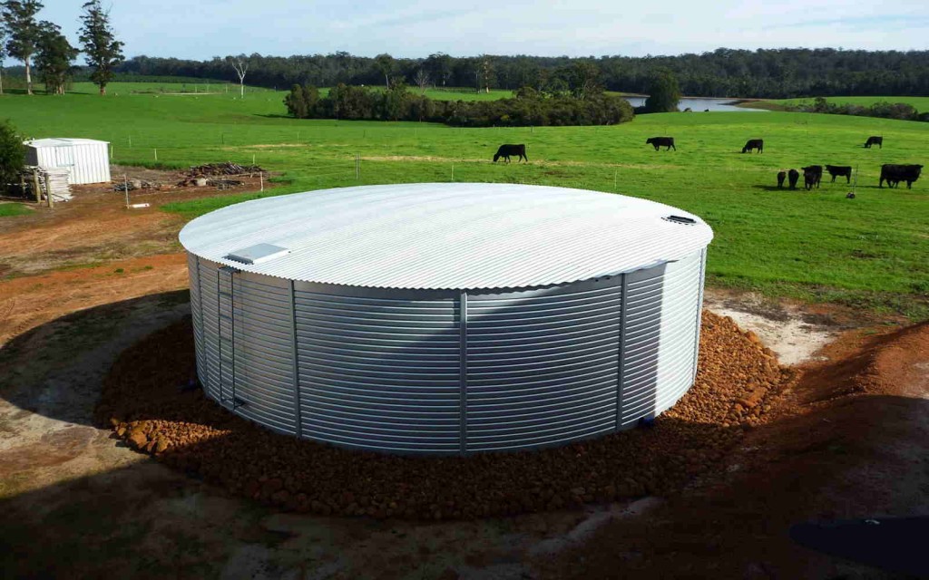 Farm Pioneer Rain Water Tank